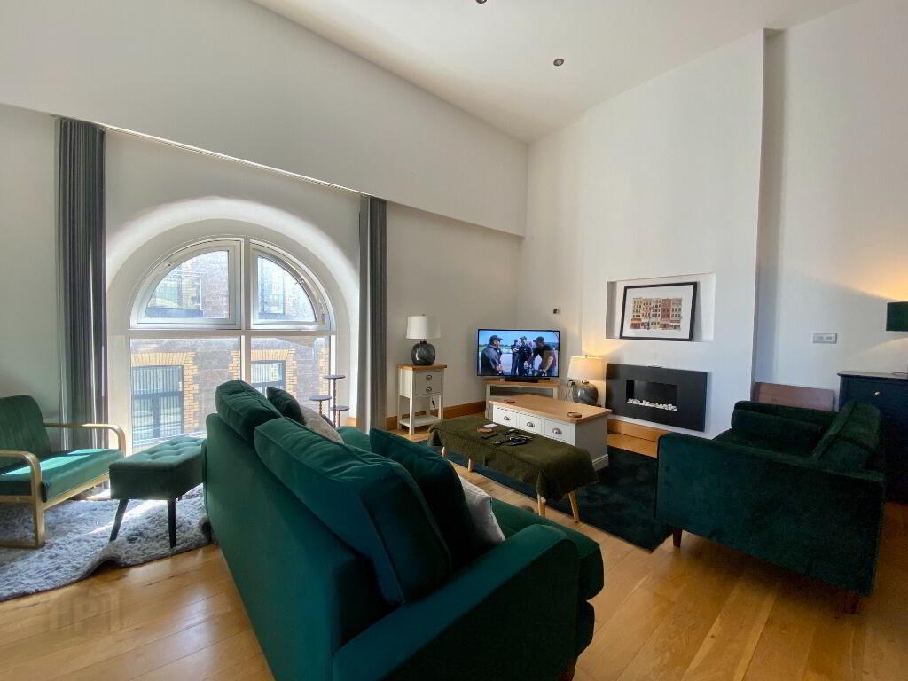property description image