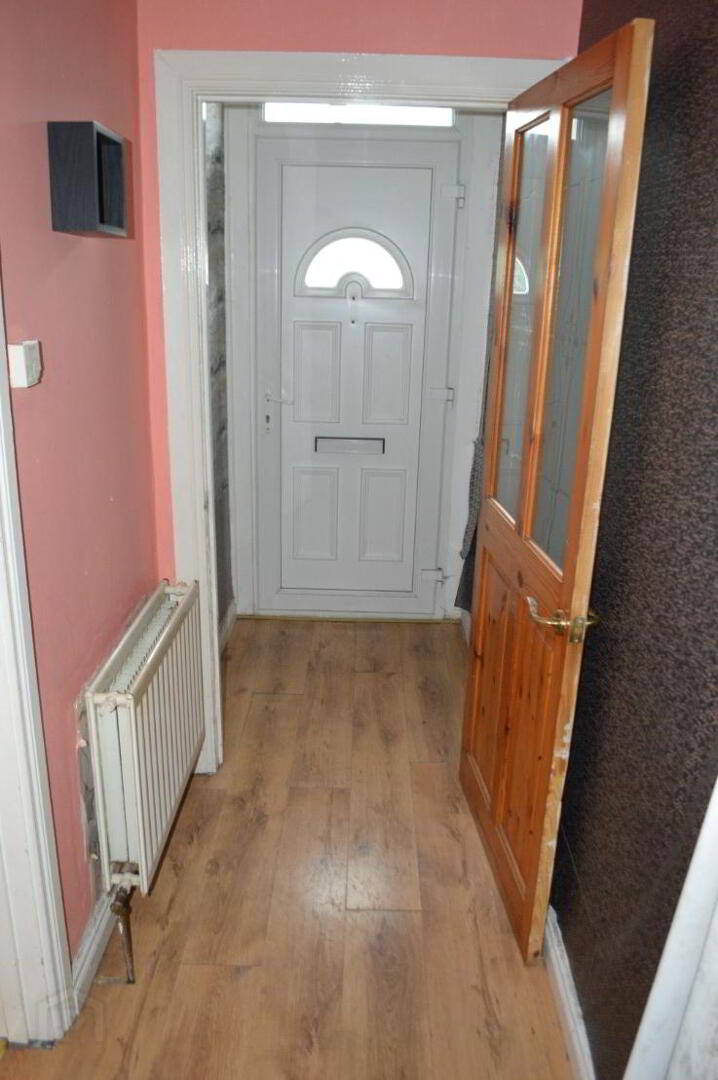 26 Lough Road 3 of 9