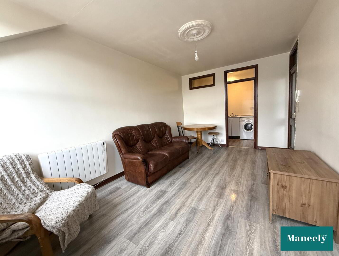 156c Moore Street 4 of 10