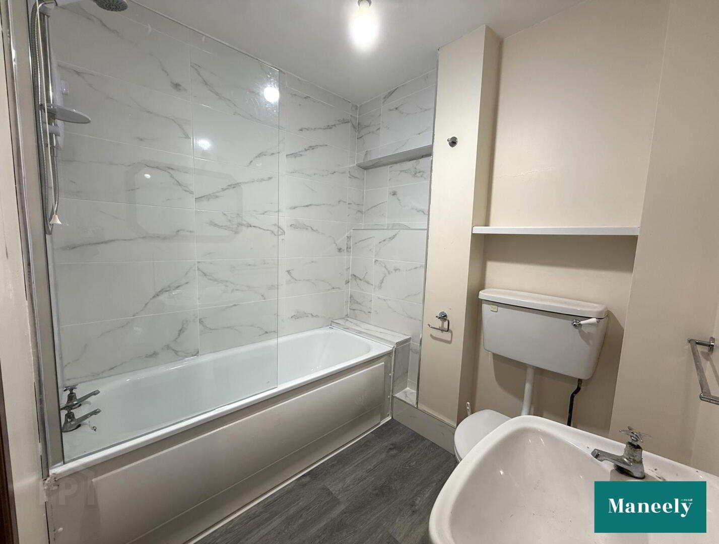 156c Moore Street 9 of 10
