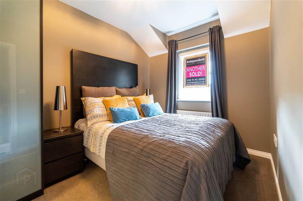 8 Lineybrook Lane 18 of 21