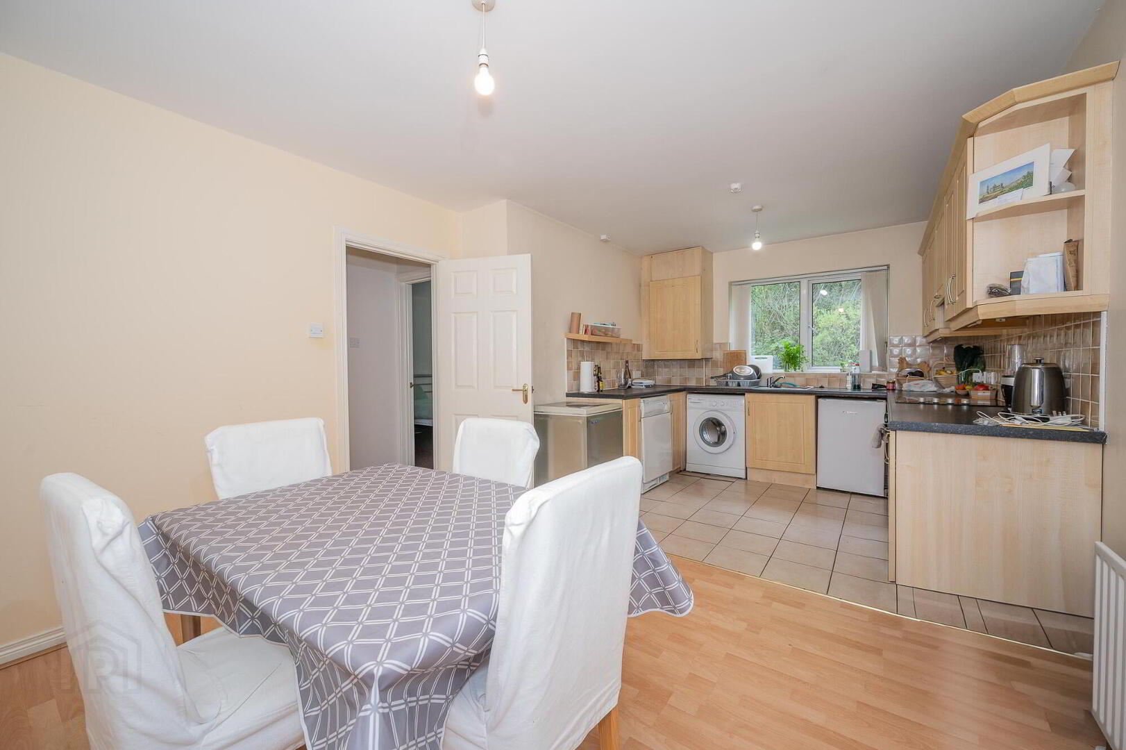22 Minnowburn Mews 7 of 13