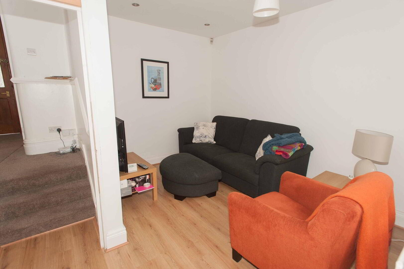 8 Adelaide Avenue 3 of 8