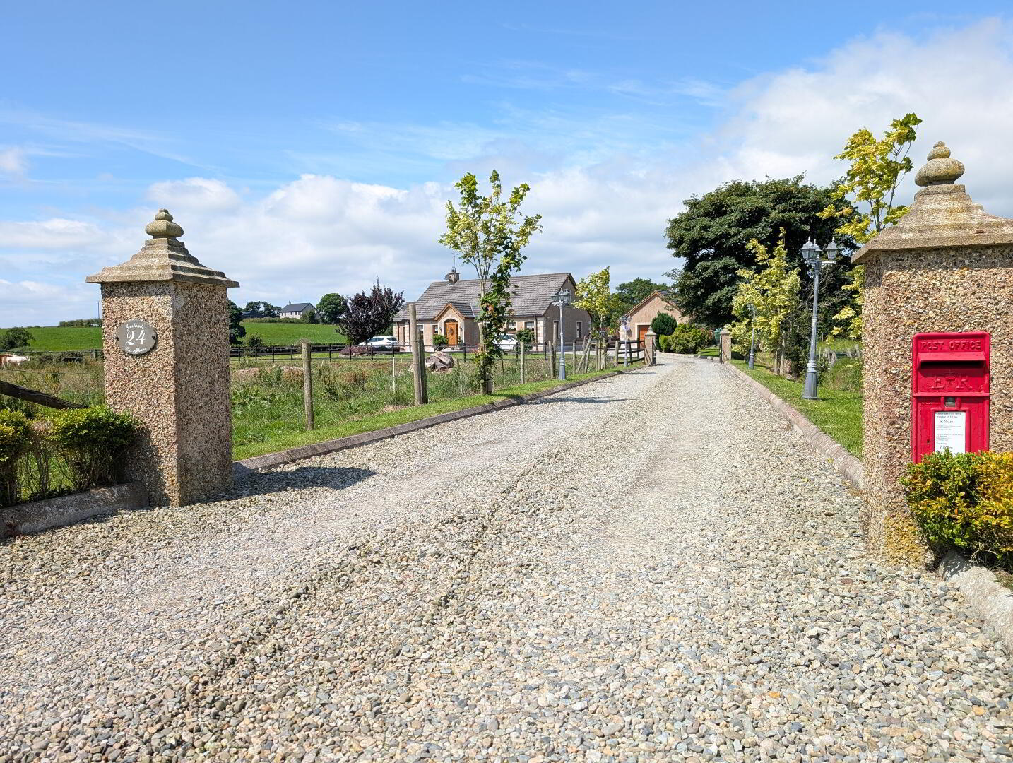 24 Kilnhill Road 4 of 35