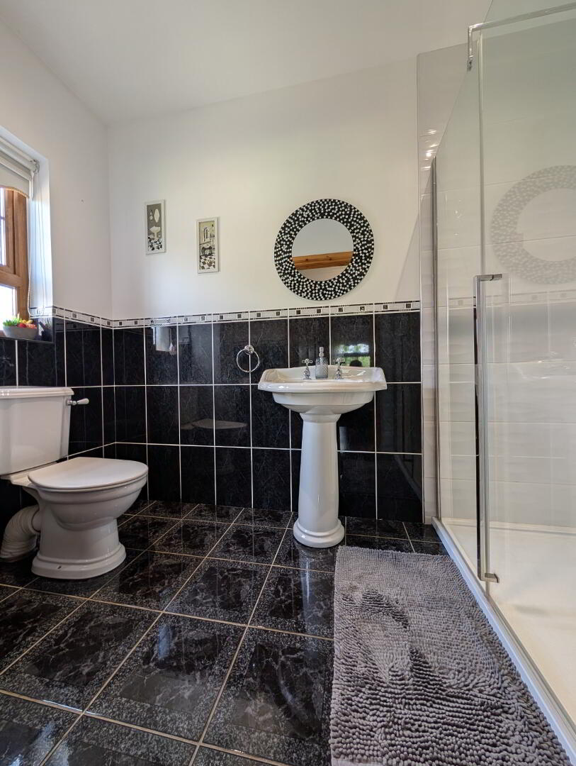 24 Kilnhill Road 21 of 35