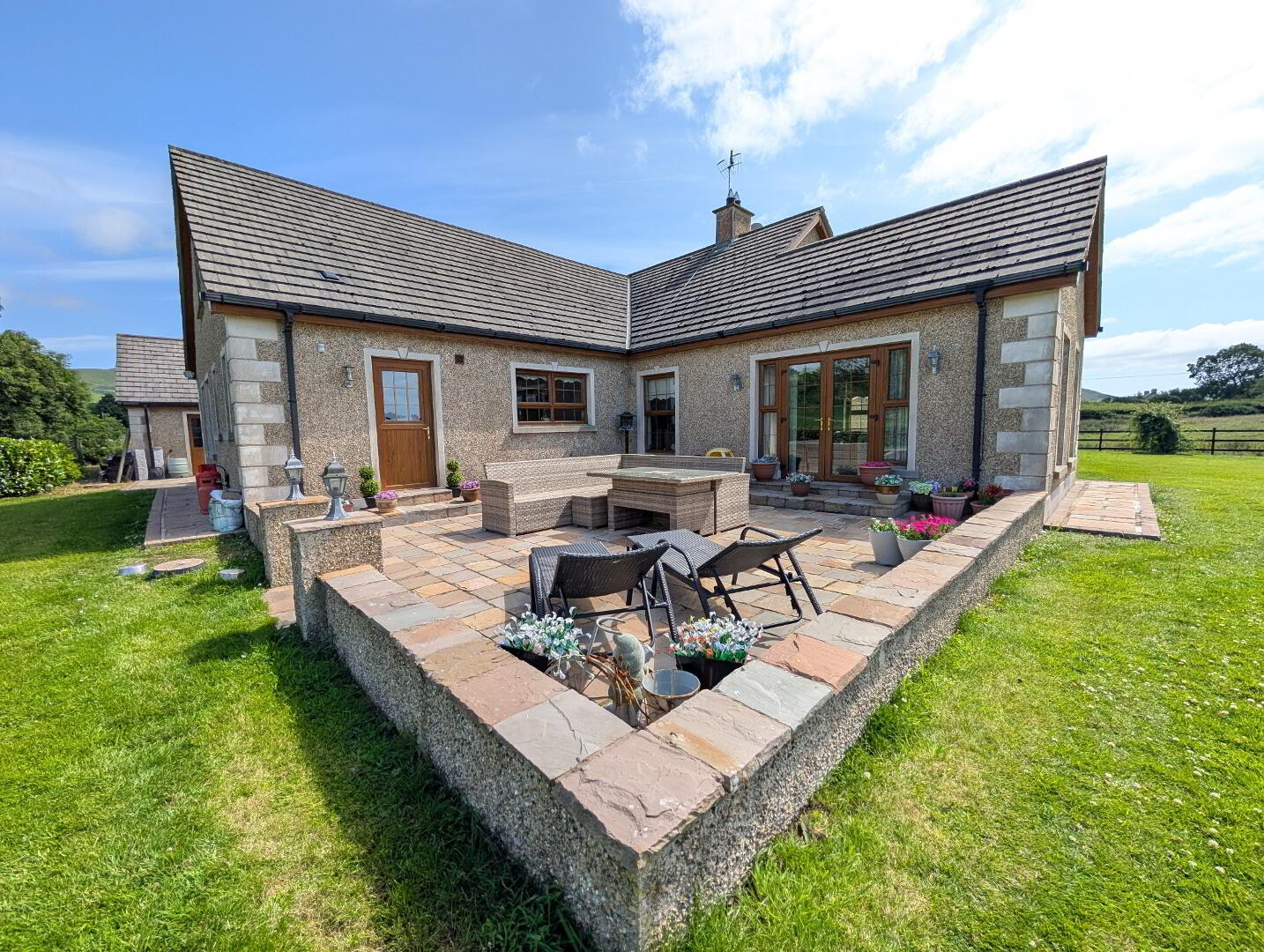 24 Kilnhill Road 30 of 35