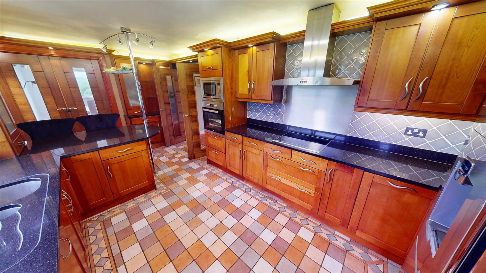 18a Sheepwalk Road 12 of 41
