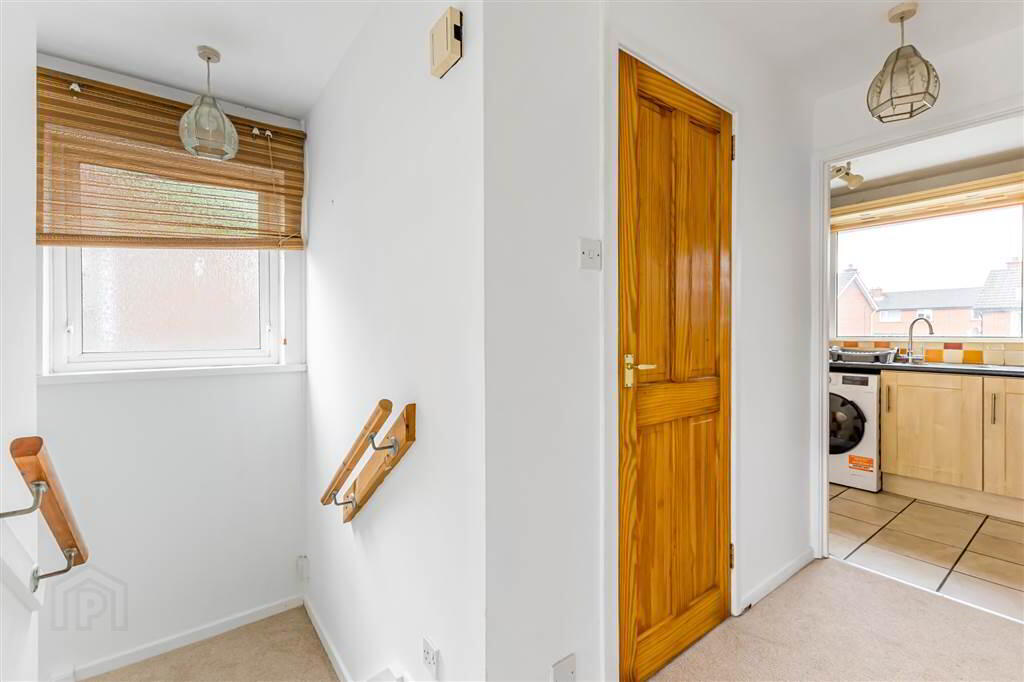 22a Ashbury Avenue 7 of 17