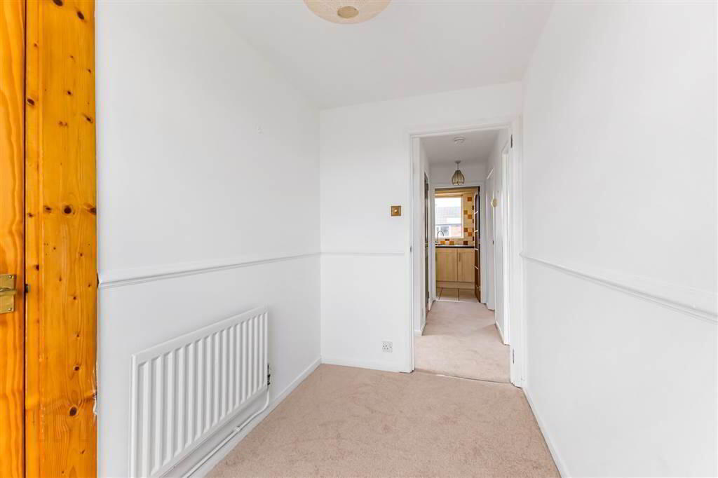 22a Ashbury Avenue 12 of 17