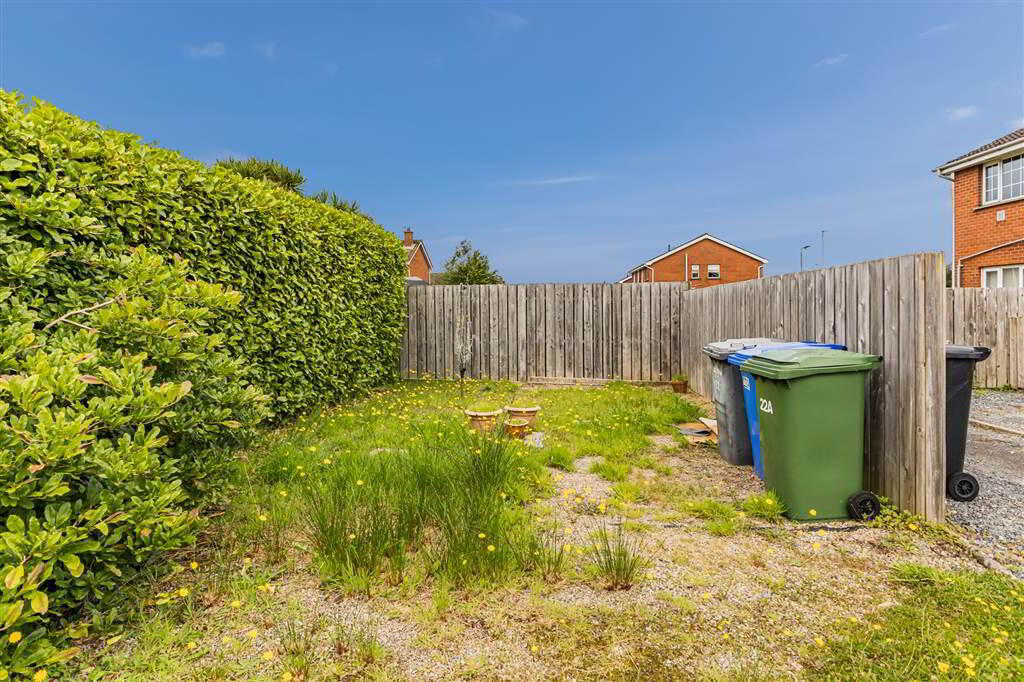 22a Ashbury Avenue 17 of 17