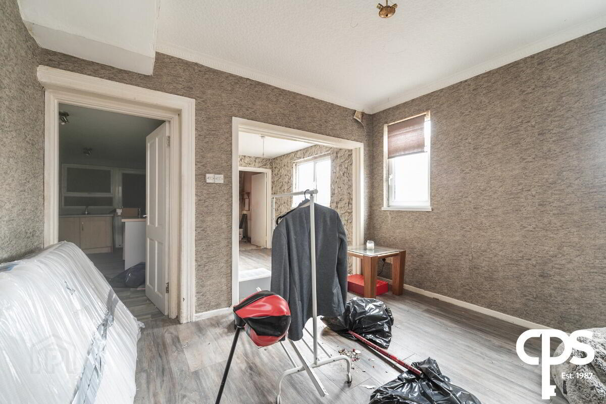 11 Ballygomartin Road 7 of 16