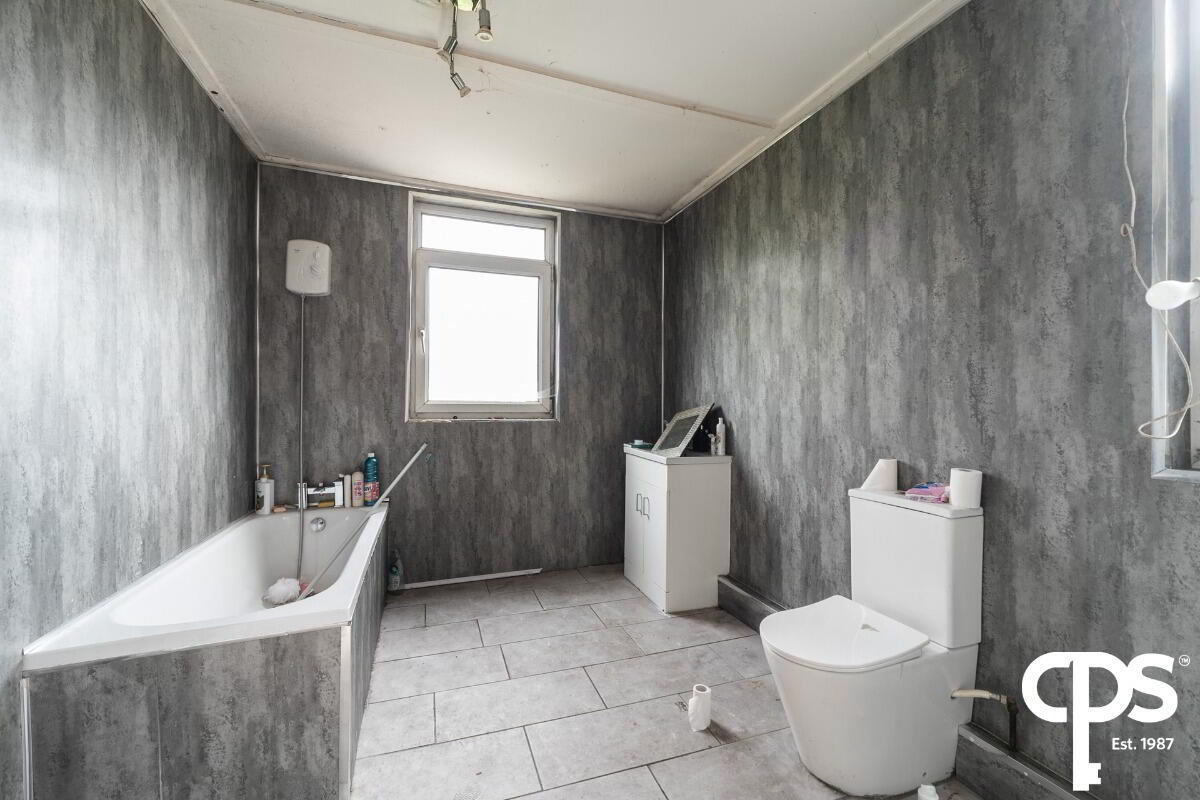 11 Ballygomartin Road 11 of 16