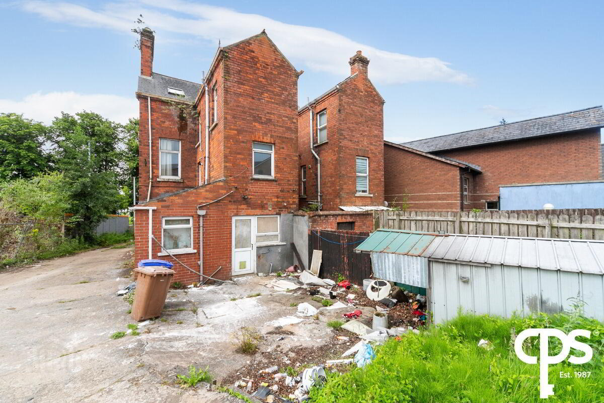 11 Ballygomartin Road 15 of 16