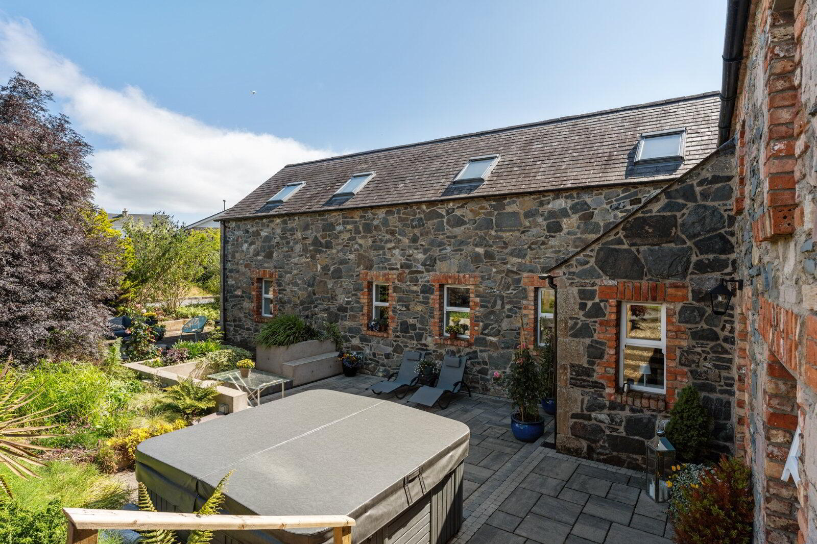 'The Barn', 110d Movilla Road 56 of 69