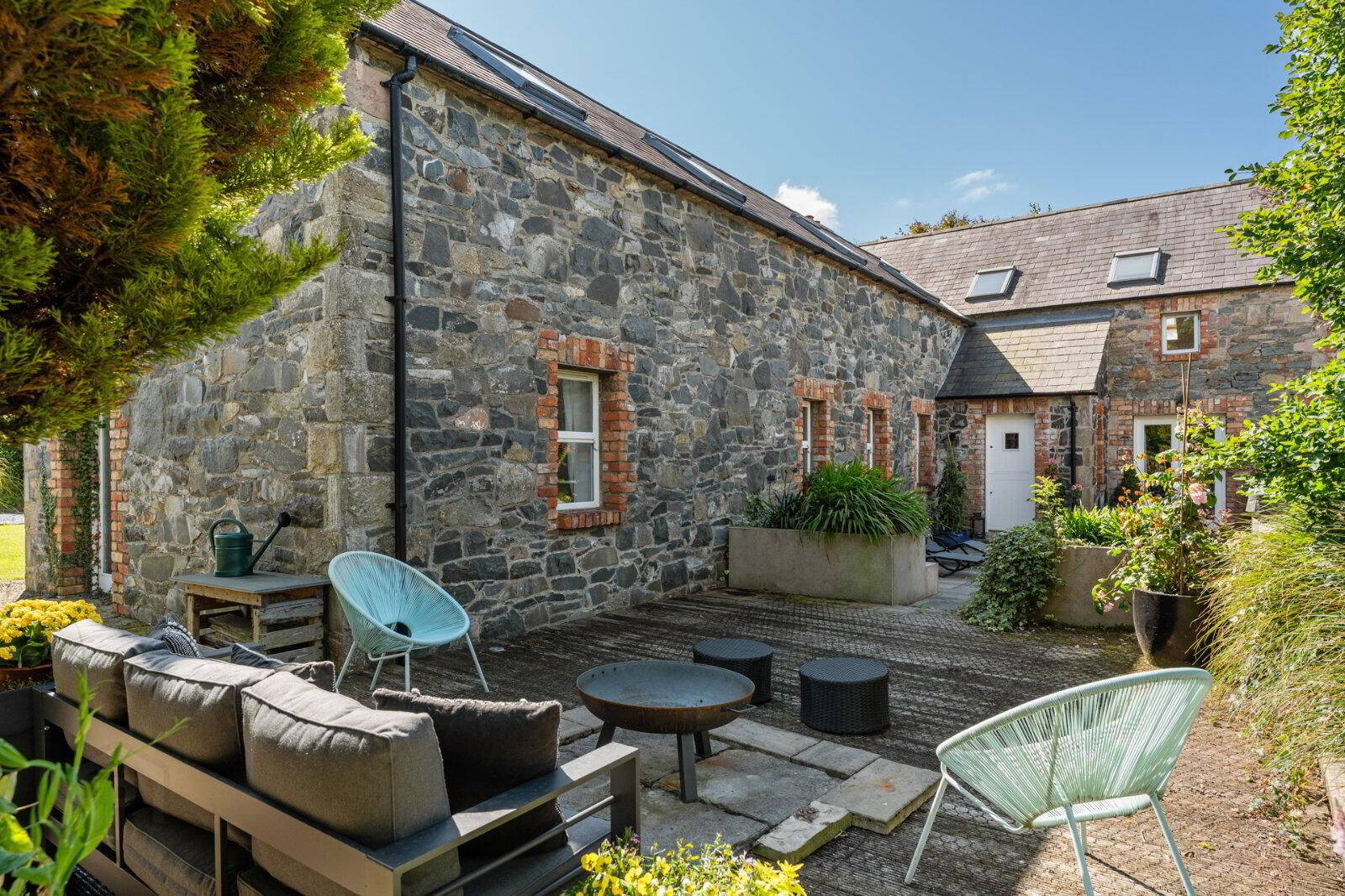 'The Barn', 110d Movilla Road 53 of 69