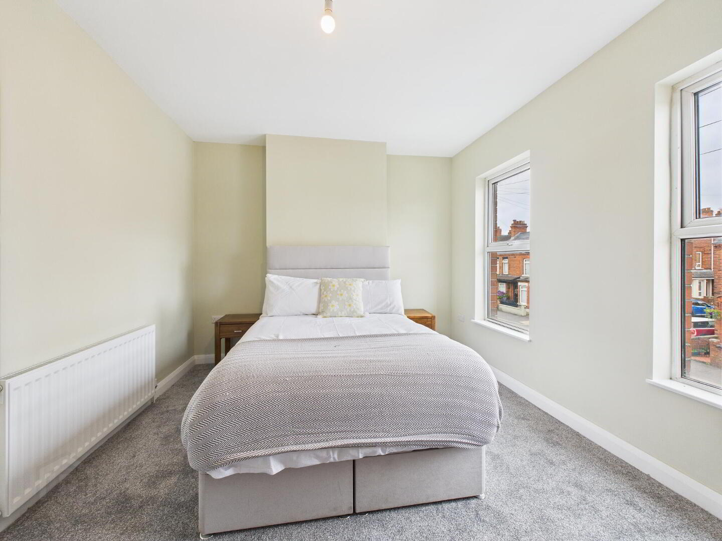204 Ravenhill Avenue 12 of 17