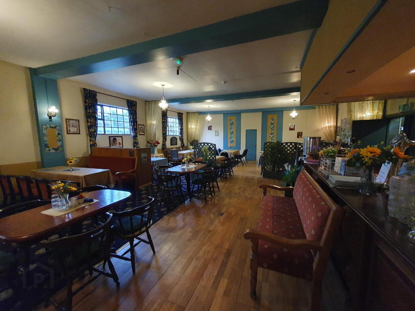 Lakeside Tavern 22 of 29
