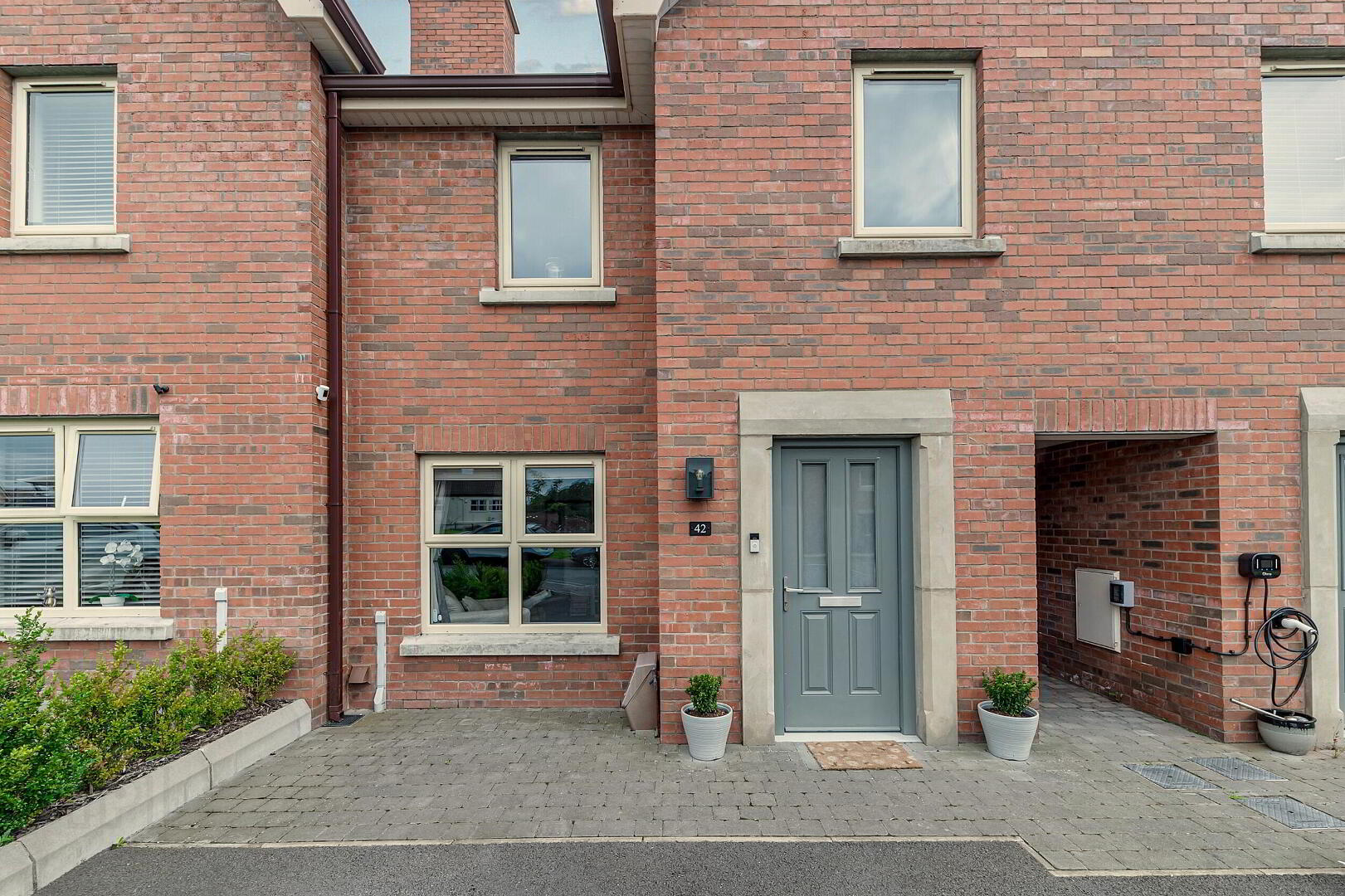property description image
