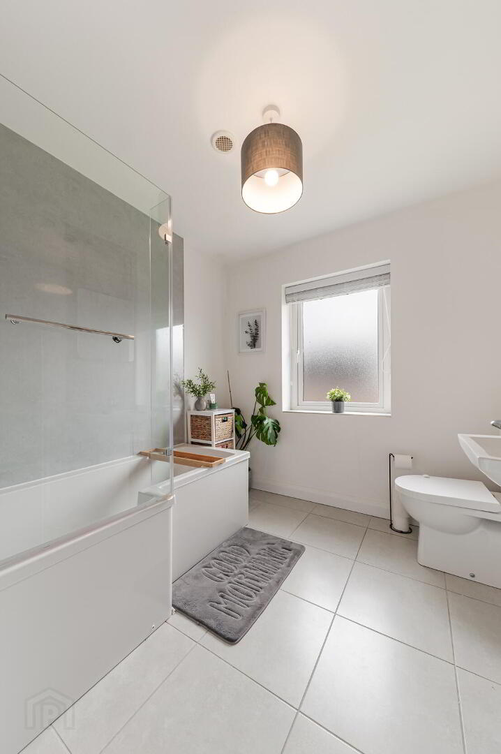 42 Ballyvarnet Lane 28 of 31
