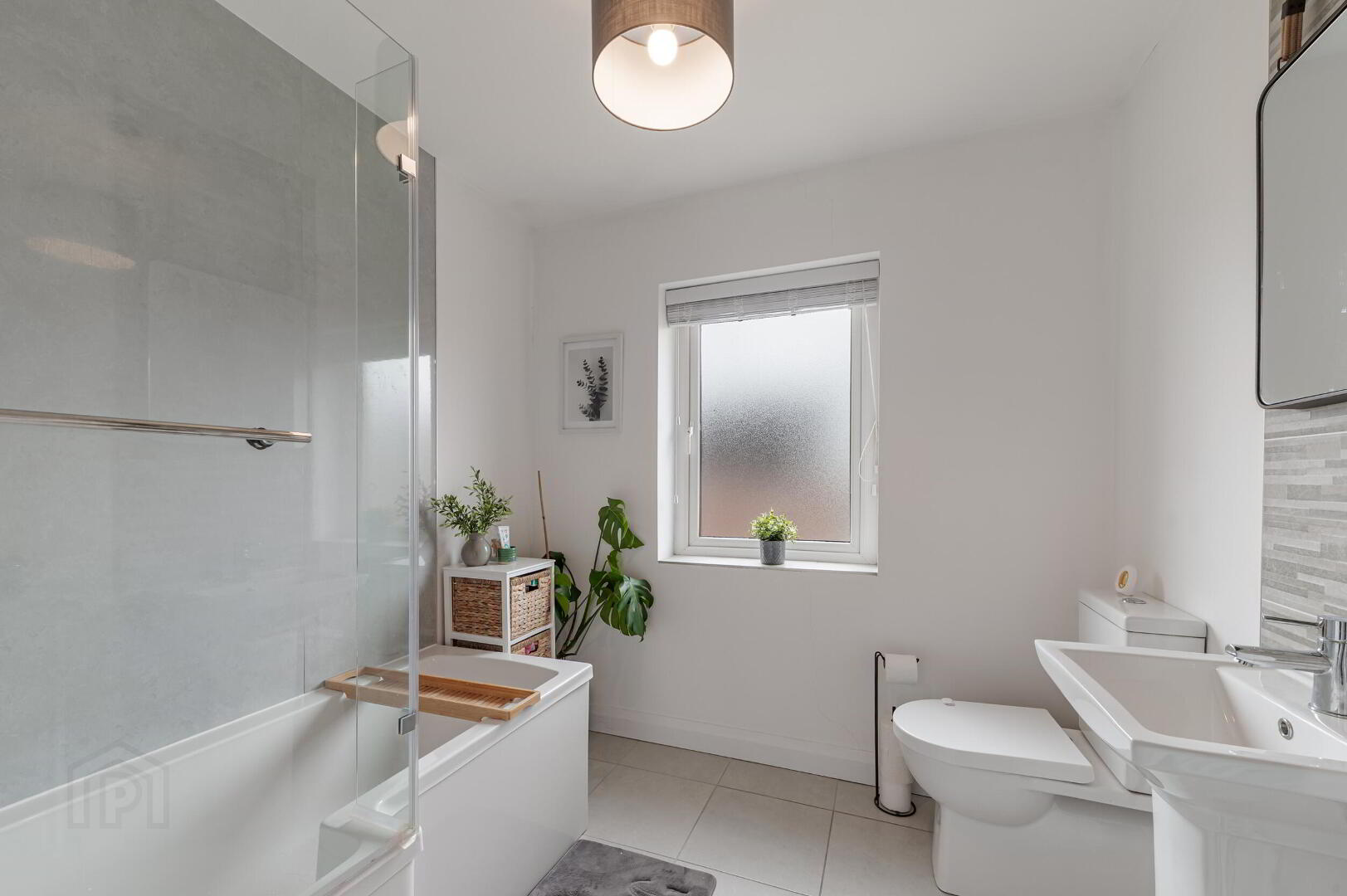 42 Ballyvarnet Lane 29 of 31