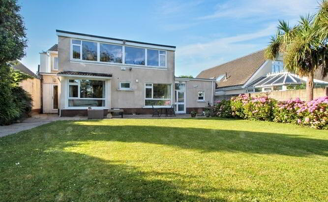 60 Shrewsbury Lawn 30 of 44