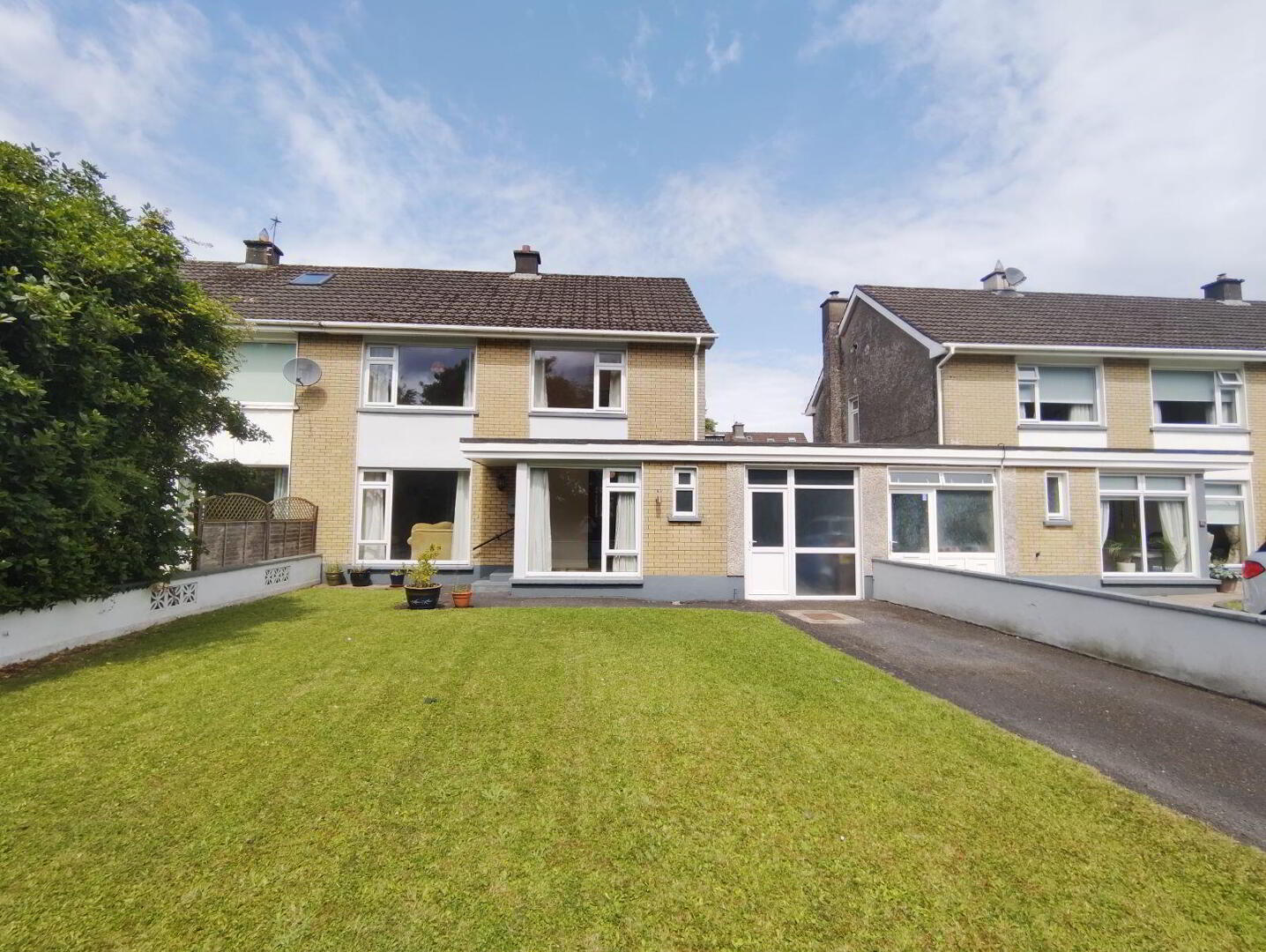 22 Westfield Park 1 of 22
