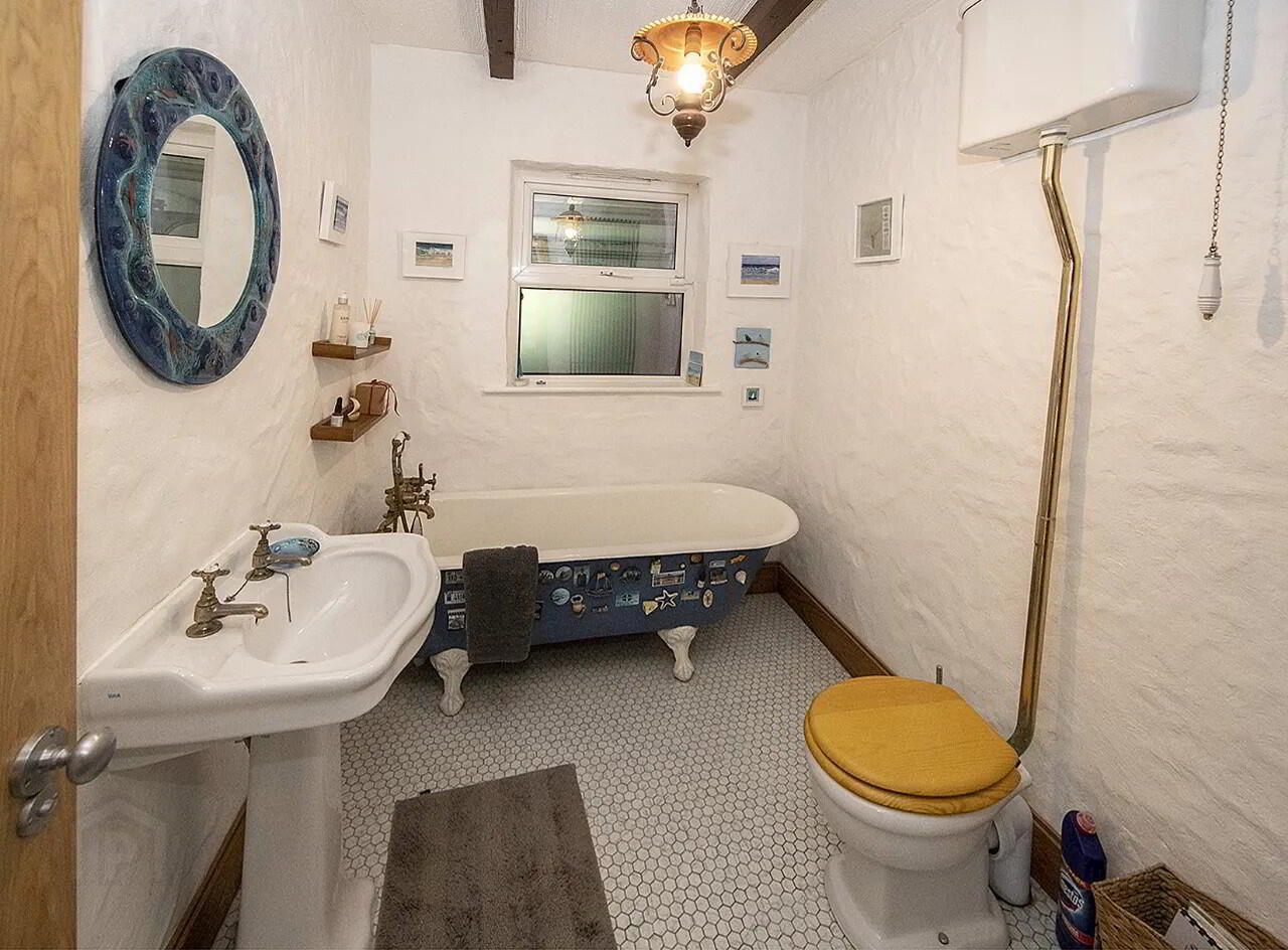 Brook House, Ballynaskeha More 19 of 48