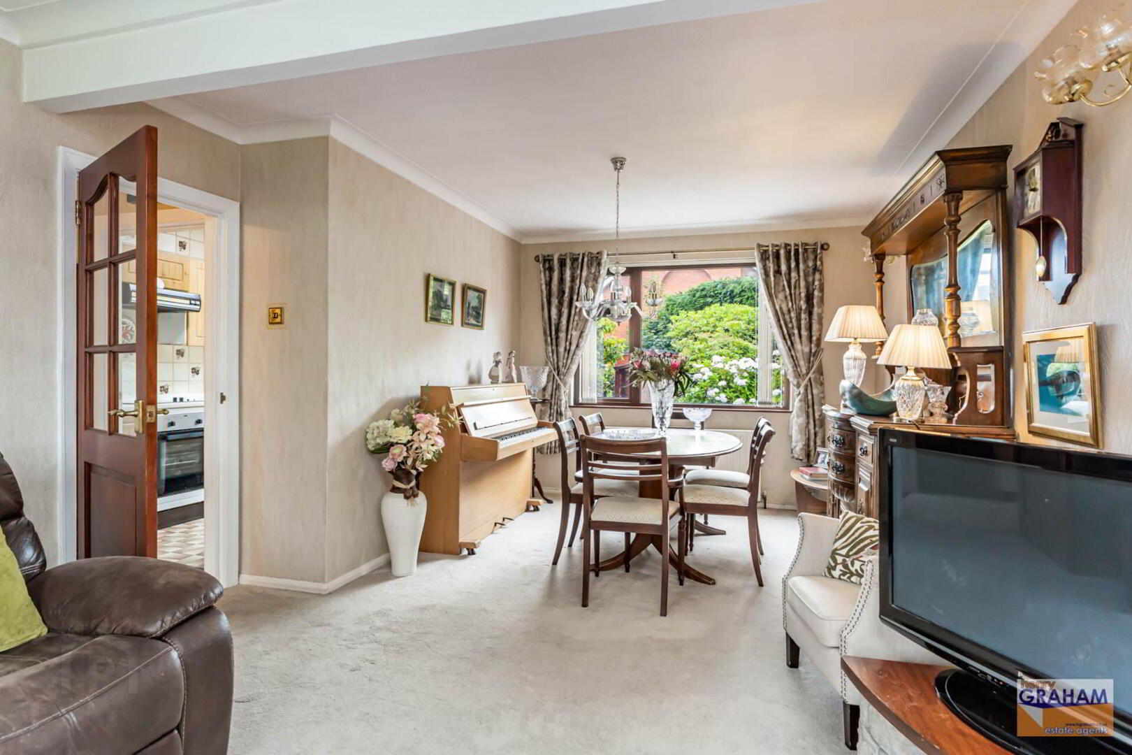 34 Ballinderry Road 9 of 33