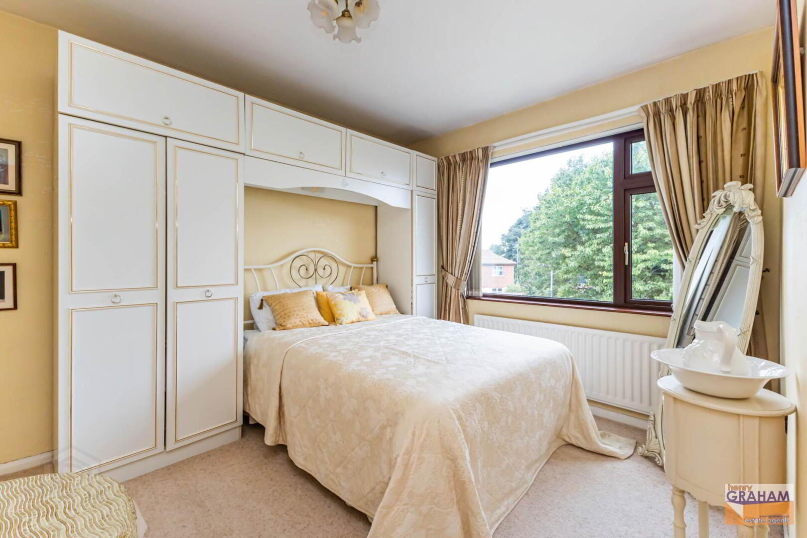 34 Ballinderry Road 18 of 33