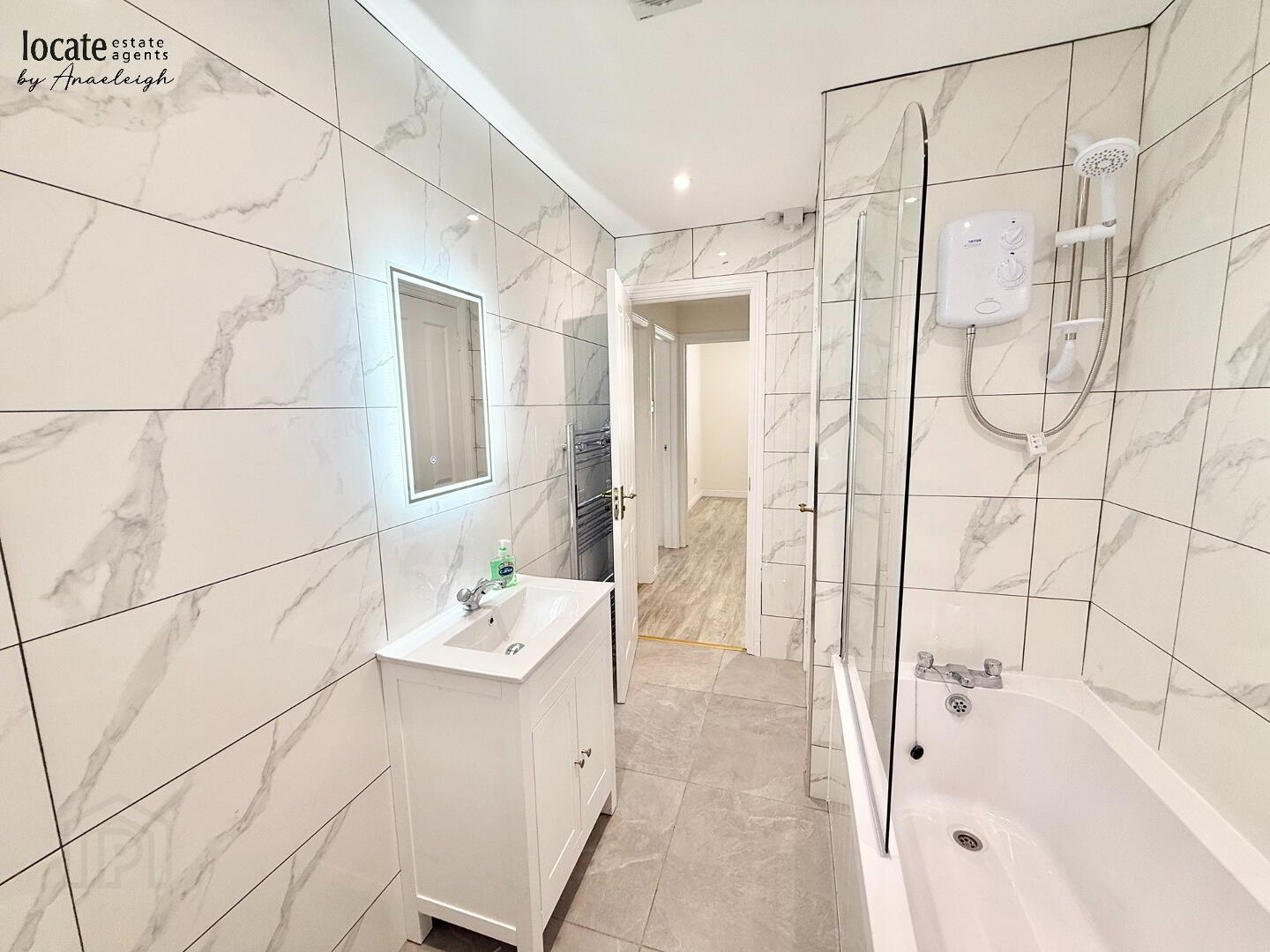 12 Dervock Street 15 of 17