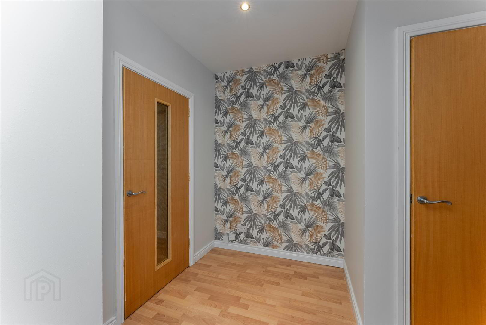 46 Mayfield High Street 5 of 13