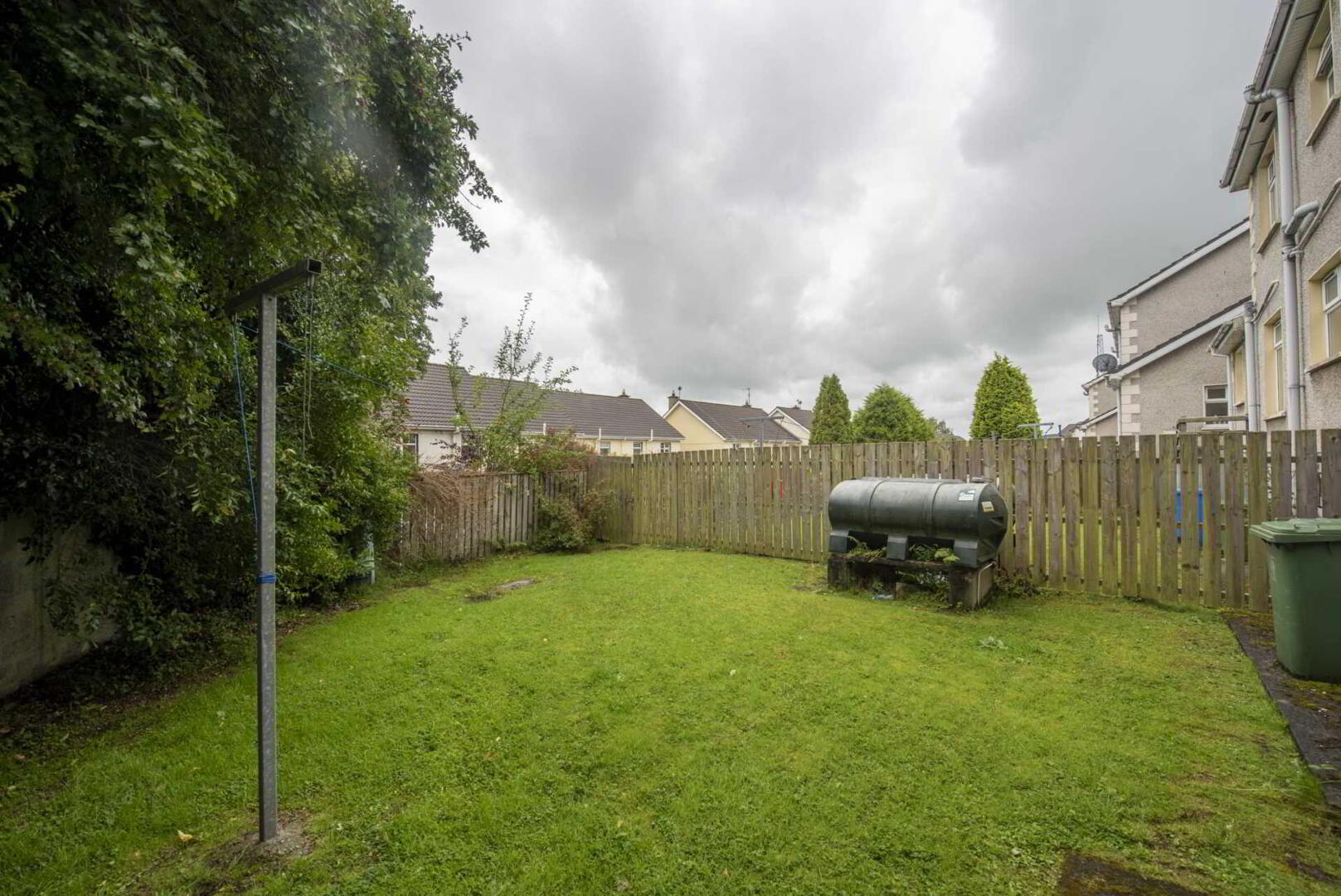 1 Beechwood Park 17 of 17