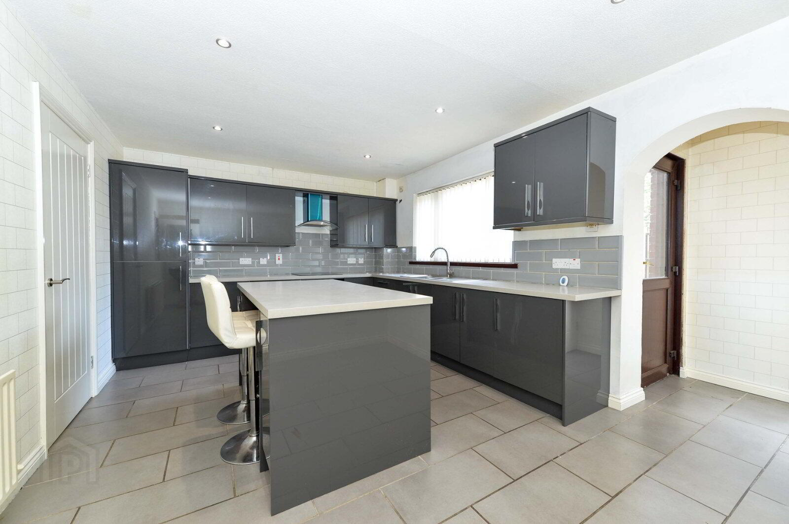 13 Millars Crescent 3 of 12