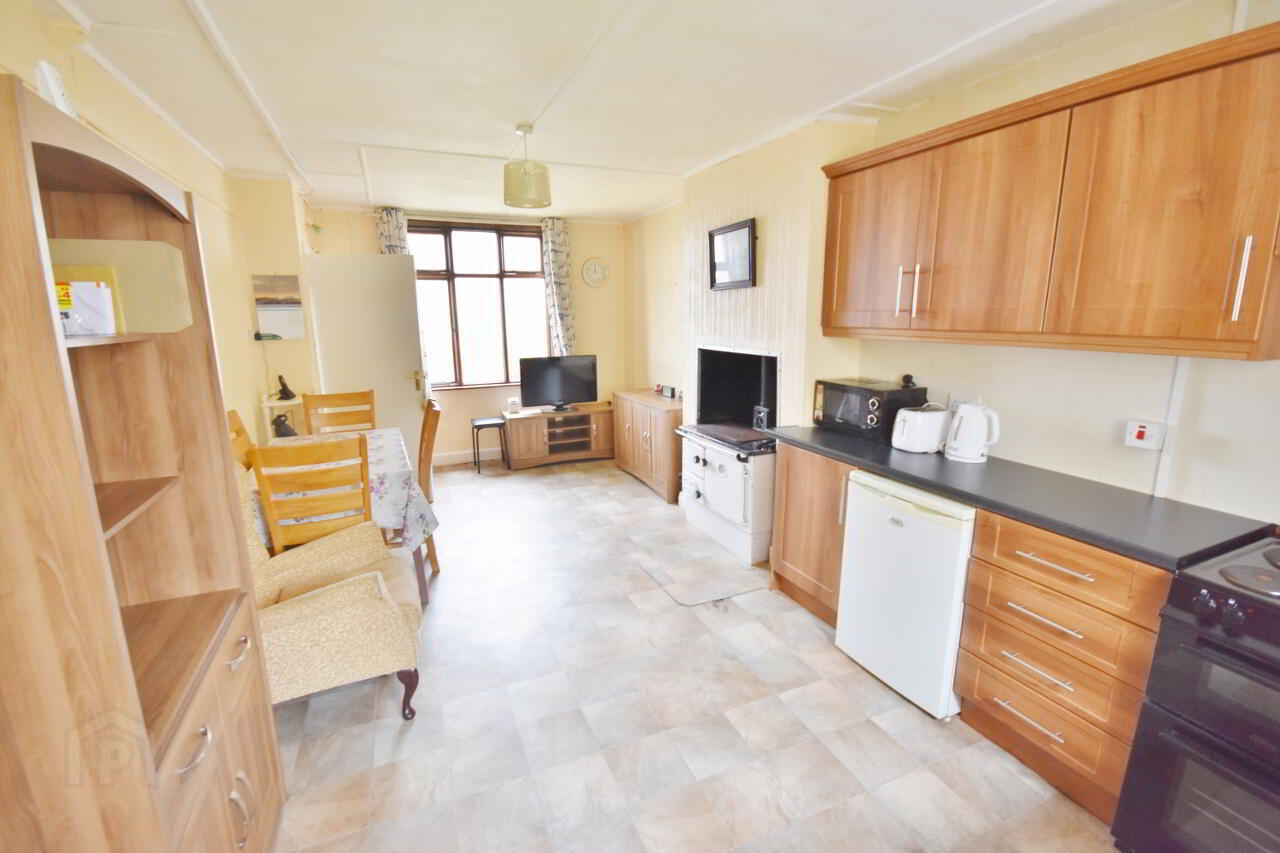 1 O'Connell's Avenue 5 of 14