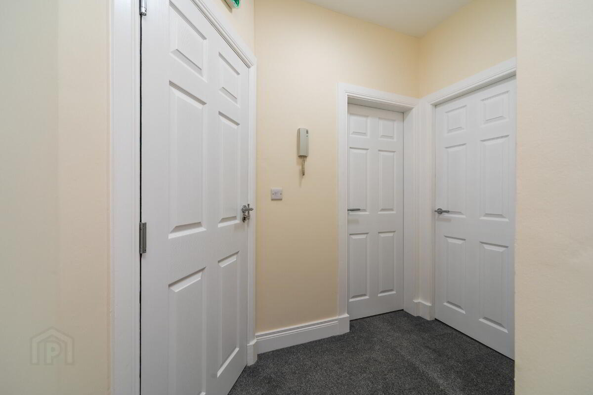 Apt 1, 112 Eglantine Avenue 14 of 14