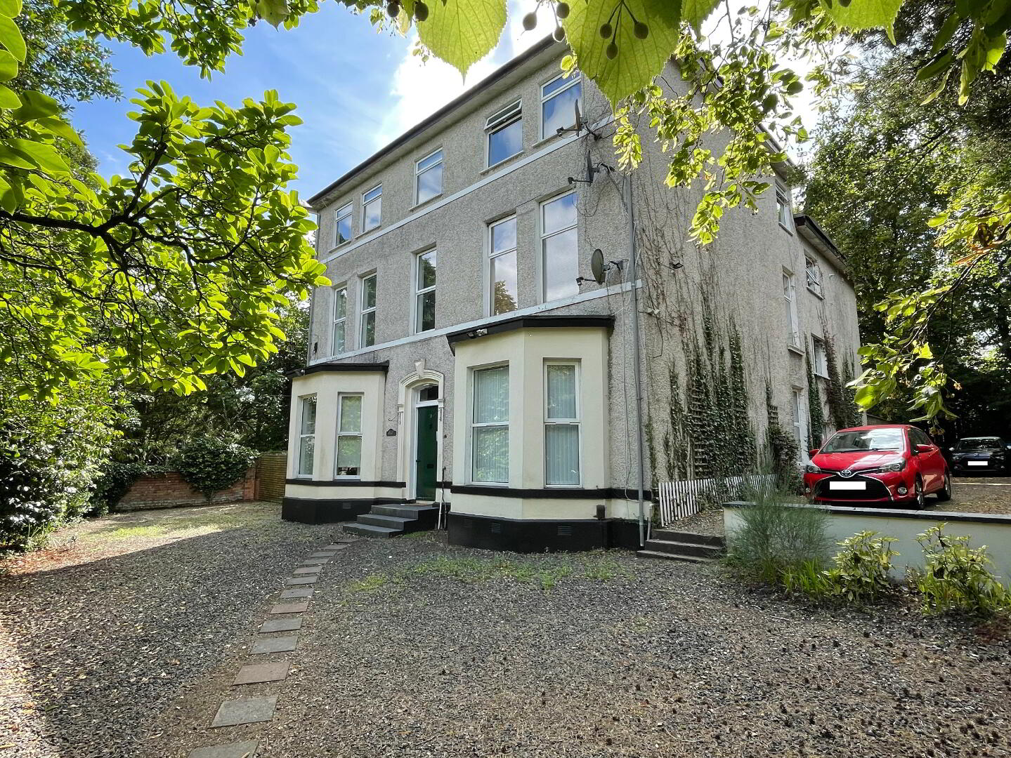 property description image