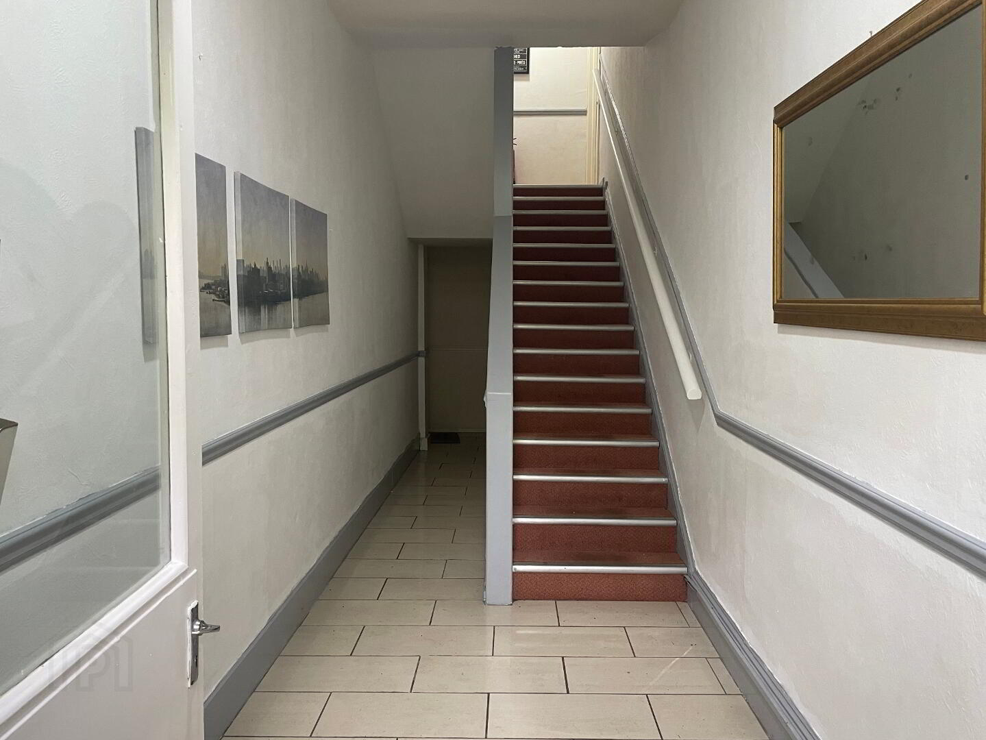 Ardilea House, Apt 5 - 3 Chichester Park South 4 of 15