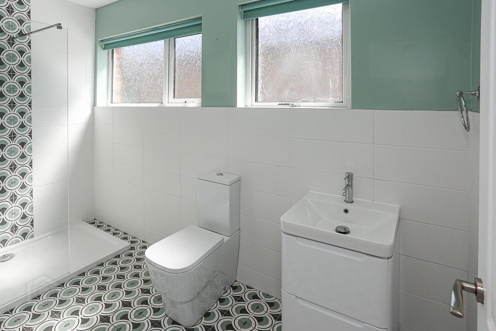 2 Rathmore Park 9 of 13