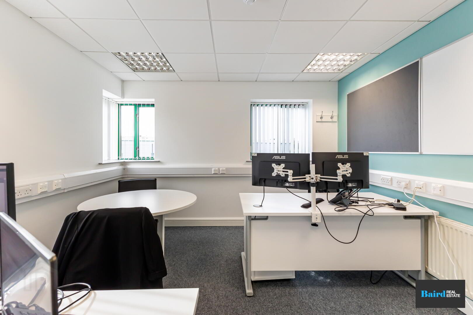 First Floor, 81 Gortgonis Road 18 of 28
