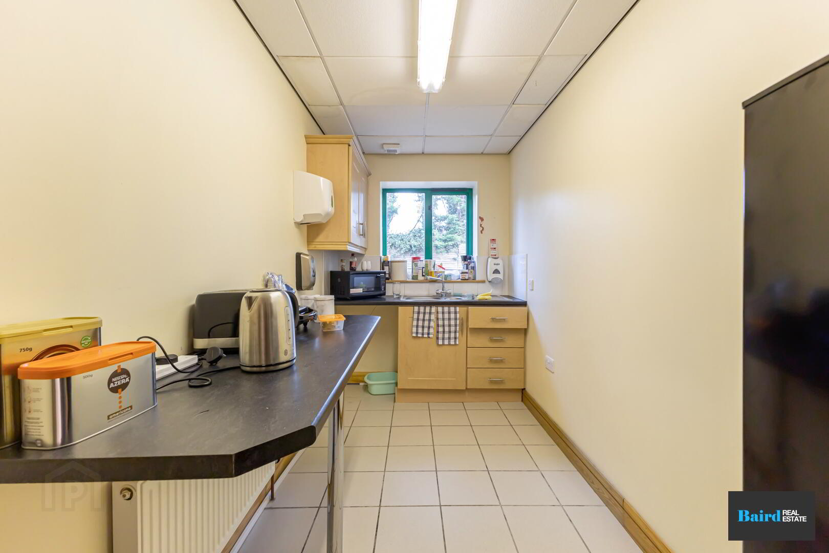 First Floor, 81 Gortgonis Road 25 of 28