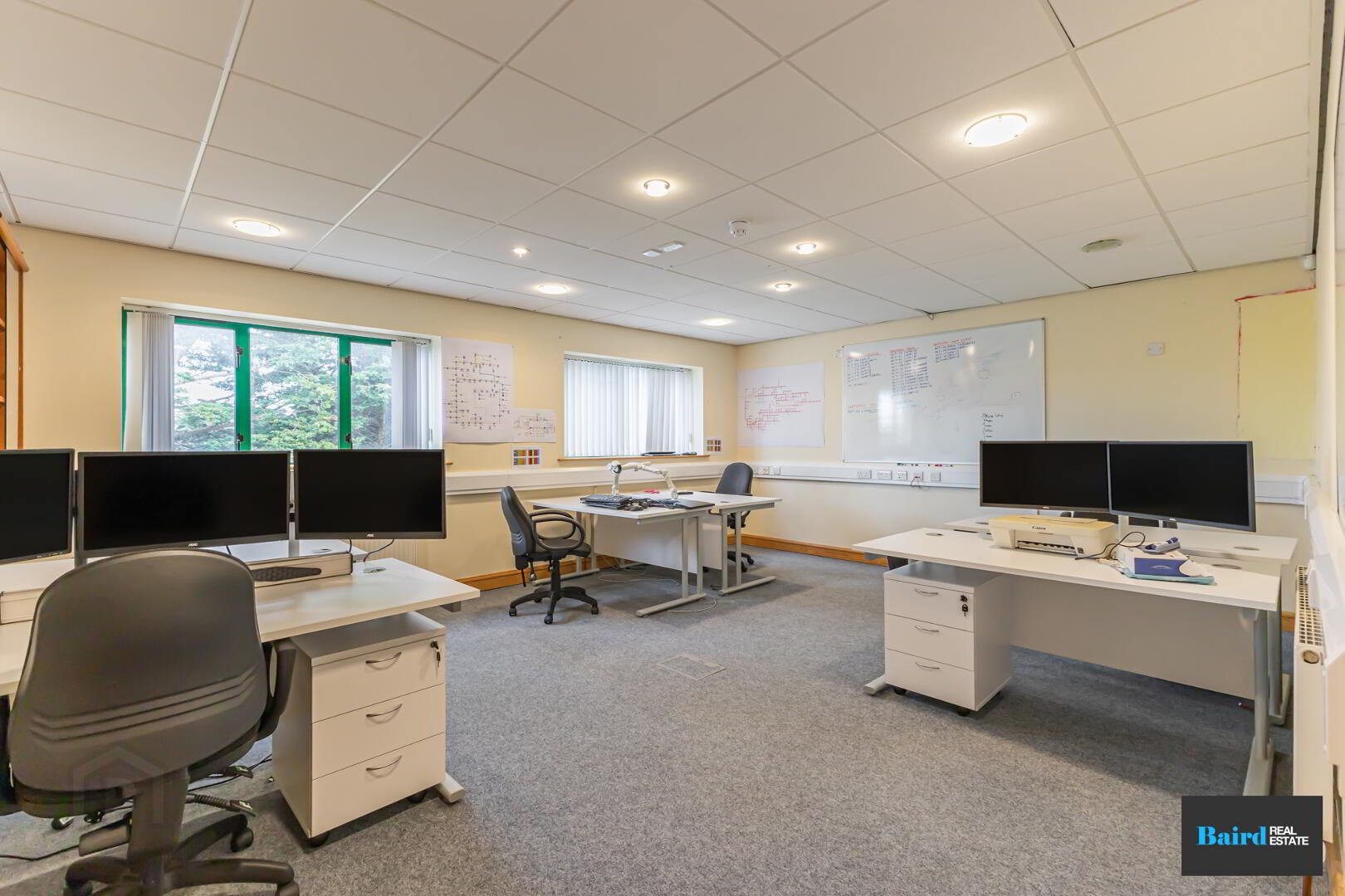 First Floor, 81 Gortgonis Road 13 of 28