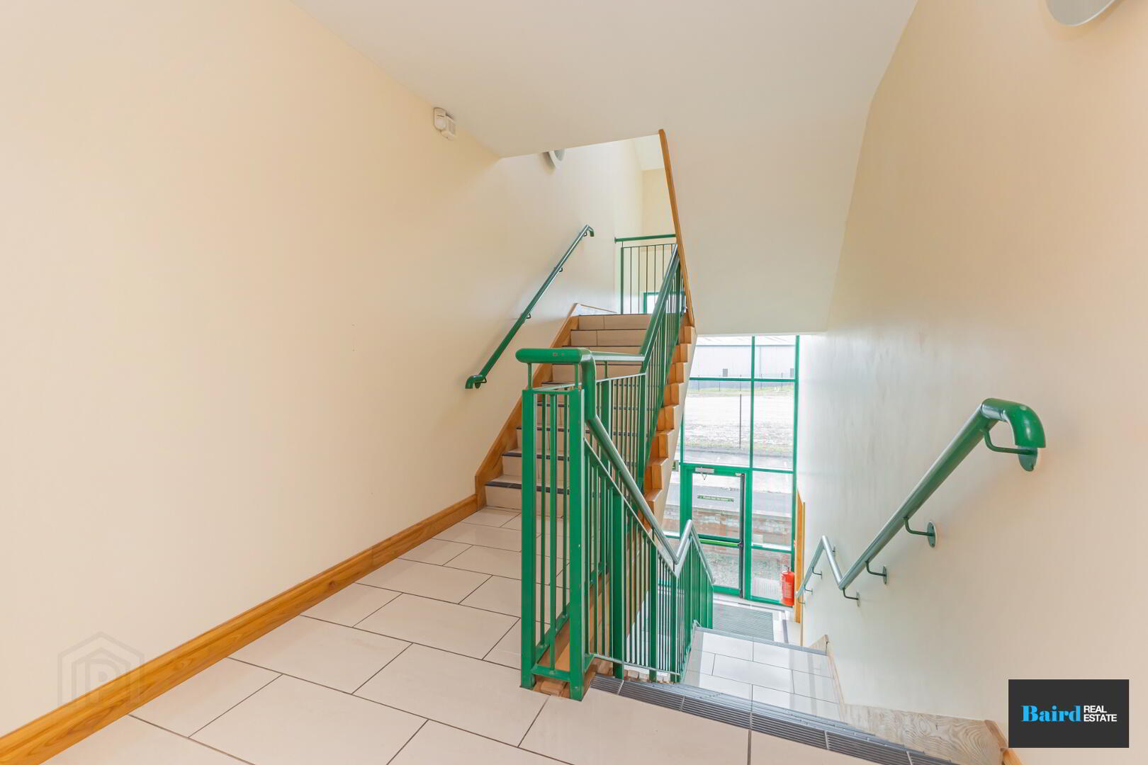 First Floor, 81 Gortgonis Road 12 of 28