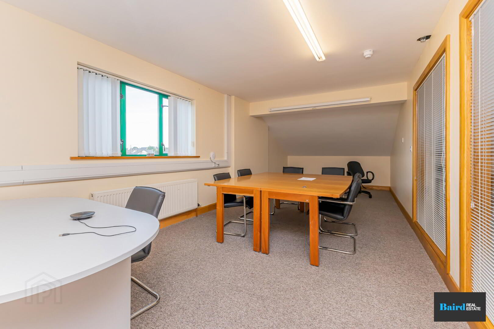 First Floor, 81 Gortgonis Road 9 of 28