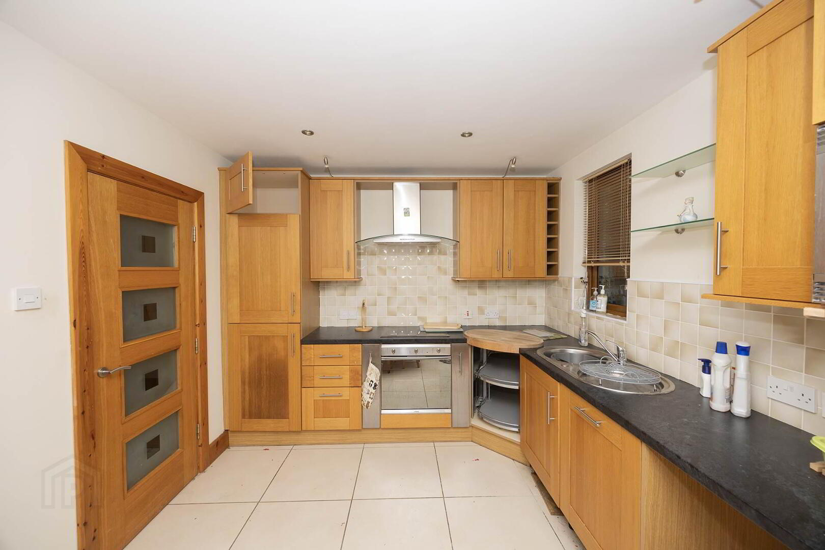 5 Woodville Mews 10 of 21