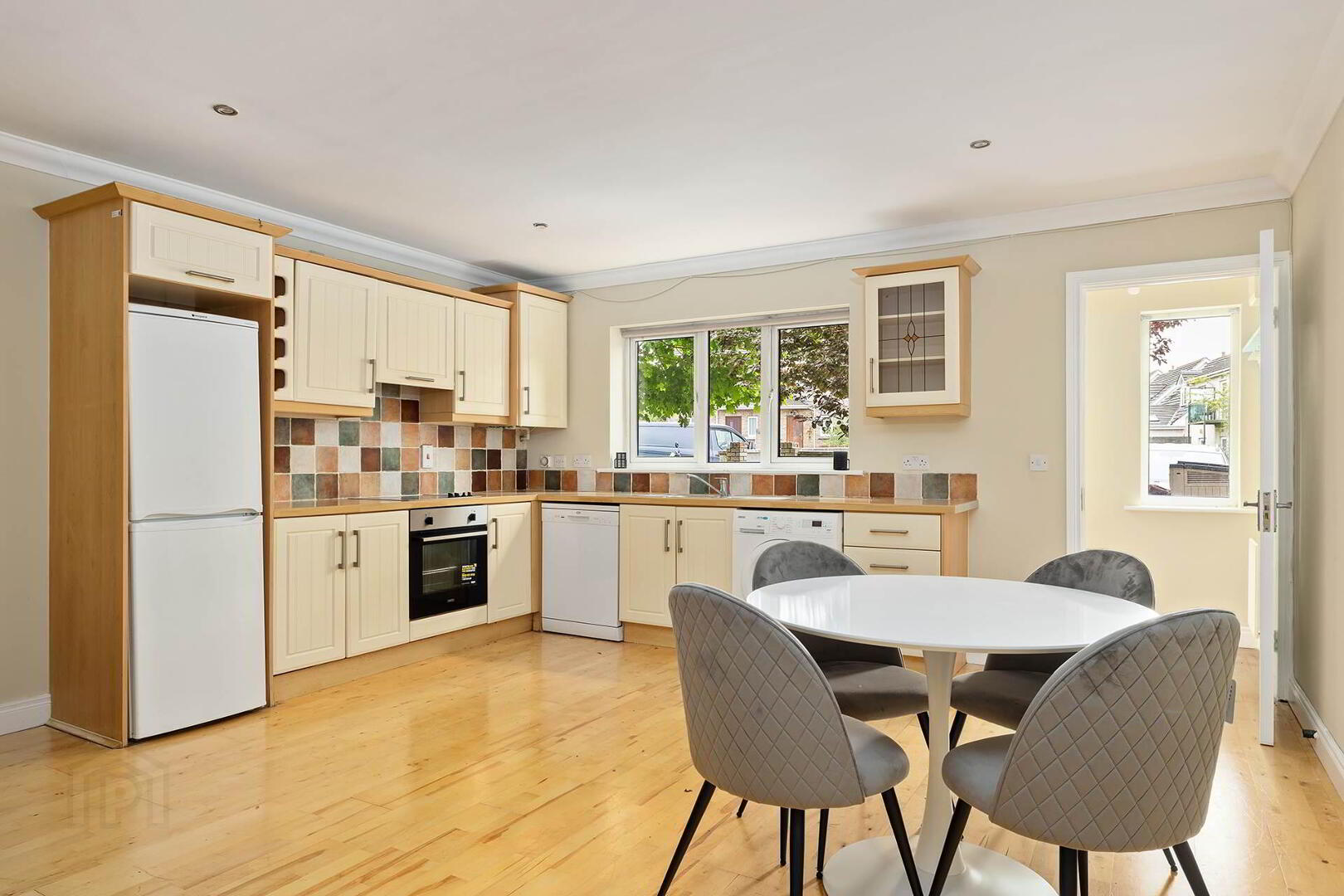 Apt 17, Capdoo Court 5 of 17