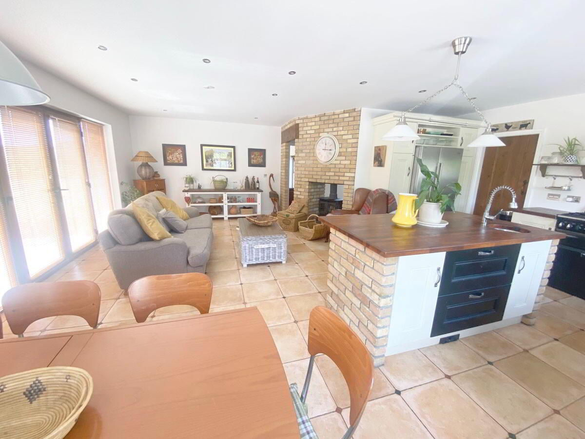 42c Circular Road 9 of 35