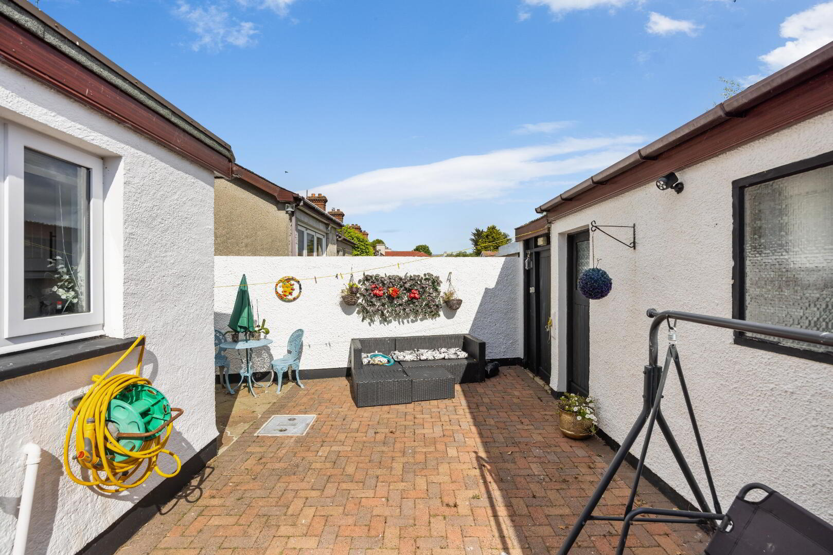 1 Irvington Avenue 9 of 60