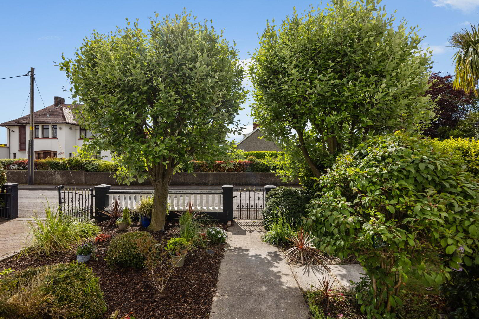 1 Irvington Avenue 19 of 60