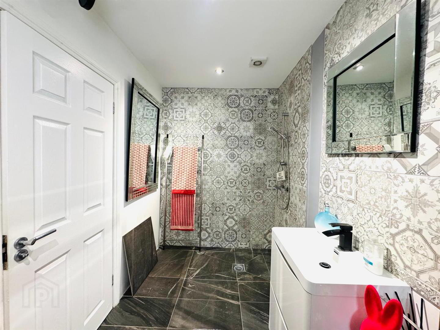 25 Heron Way 14 of 24