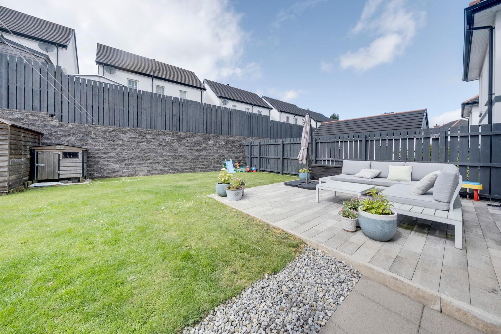 44 Farm Lodge Lane 7 of 23